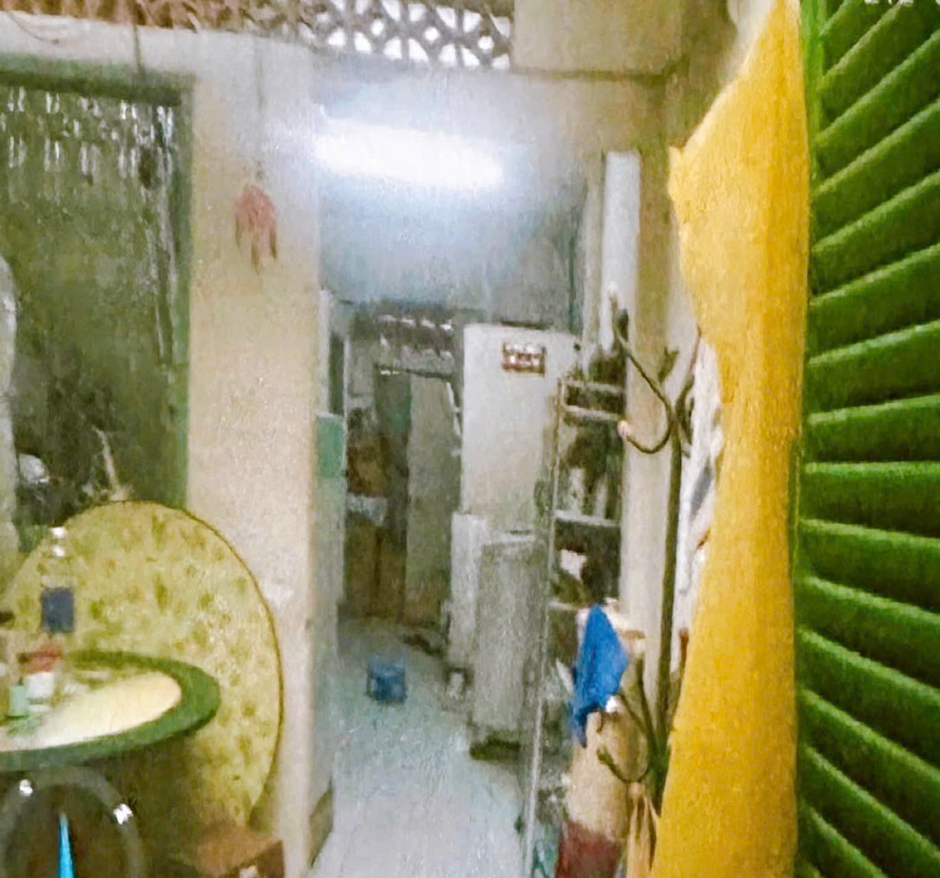 Bán nhà cũ nát hẻm Xe hơi, Cách Mạng Tháng Tám, QUẬN 10, Diện tích 3.2 x 18.3 m, Giá 8 tỷ - Ảnh chính